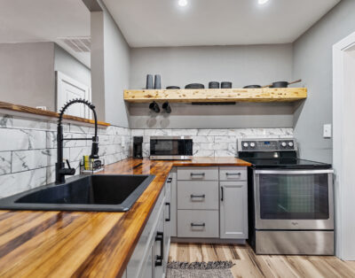 Quiet Milton Retreat Close to Downtown & Water!