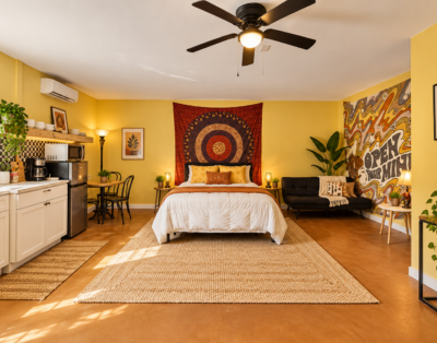 Welcome to the Jungle – suite near the beach!